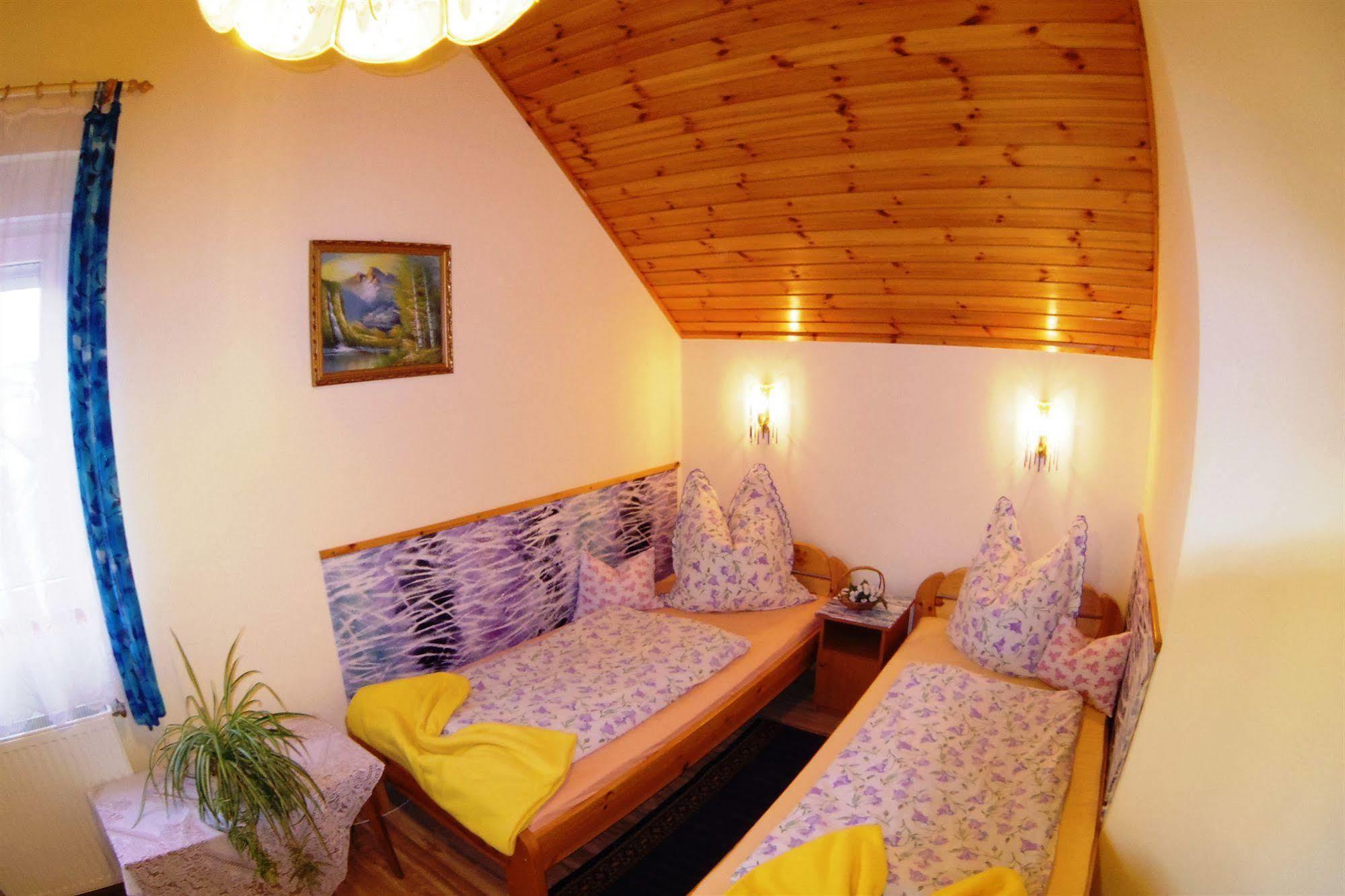 Joker Villa Apartmanhaus Heviz Exterior photo